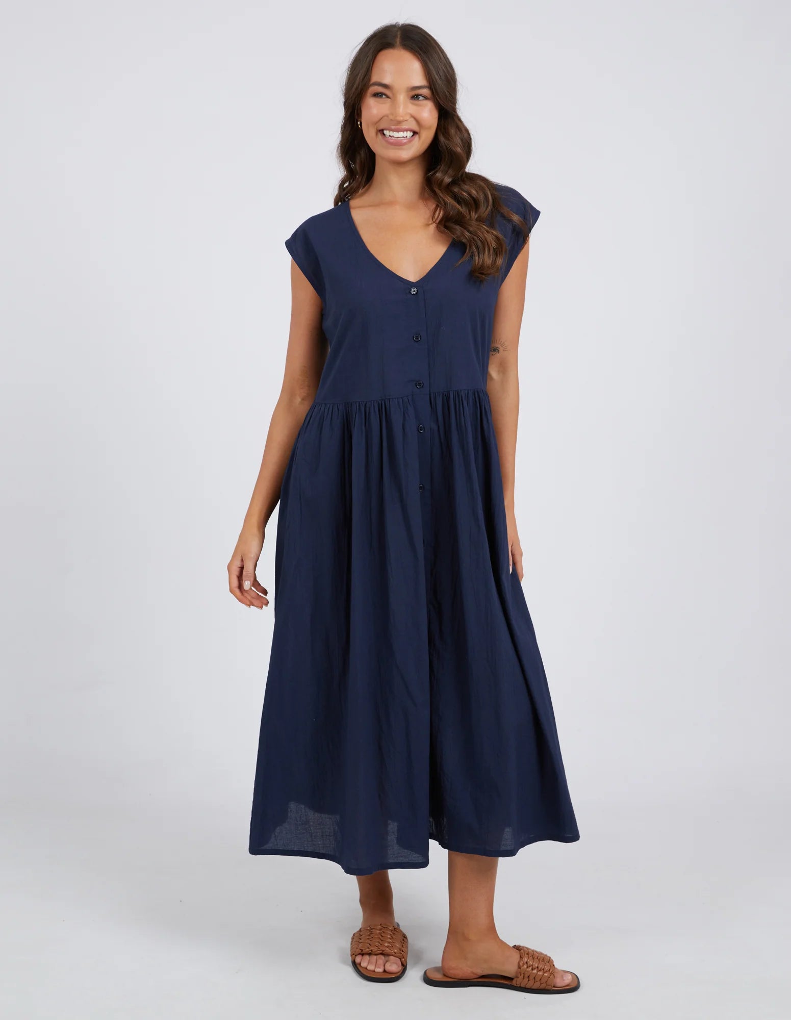 ELM BLAKE MIDI DRESS NAVY Stylish Cold Shoulder Midi Dress