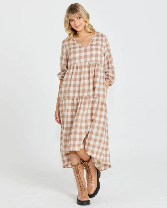 SASS STEVIE TIERED MIDI DRESS MOCHA CHECK Fashionable Pleated Midi Dress