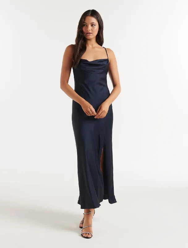 Blair Petite Back Detail Maxi Dress Comfortable T-Shirt Maxi Dress