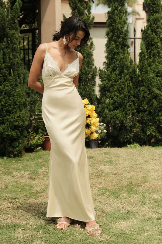 Lace Patchwork V-neck Slip Maxi Dress Cozy Knitted Maxi Dress