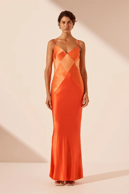 MIA CONTRAST SPLICED MAXI DRESS - RED ORANGE / HIBISCUS Classic Strapless Maxi Dress