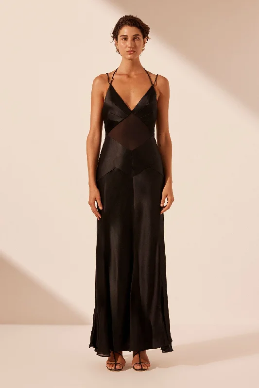 MORAYA PLUNGED GODET MAXI DRESS - BLACK Trendy Off-Shoulder Ruffle Maxi Dress