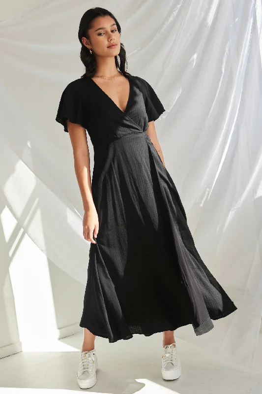 Resonance Black Ss Wrap Maxi Dress Stylish Off-Shoulder Maxi Dress