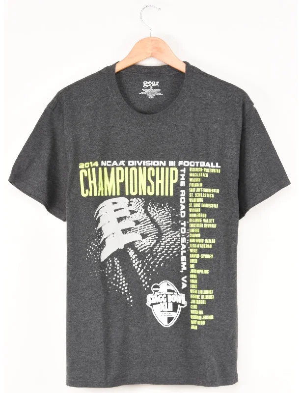 Champions Football Printed T-shirt - M Zippered Buttoned Snapped