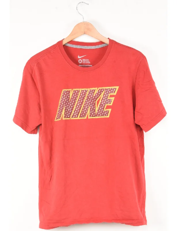 Nike Printed Red T-shirt - M Embroidered Appliqued Beaded