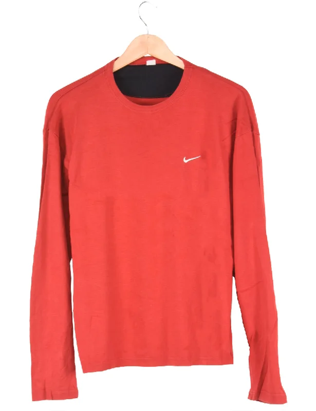 Red Plain Nike T-shirt - L Handmade Hand-knitted Hand-woven