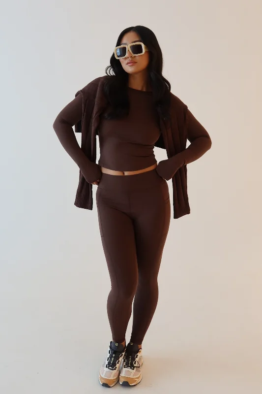 Briar V Back Leggings With Pockets - Dark Chocolate Chic Velvet Soft Leggings