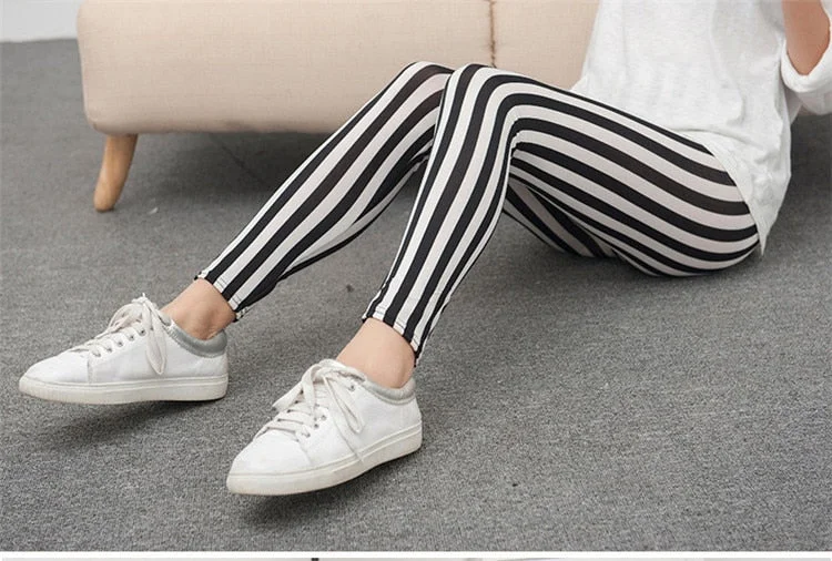 2022 New Women's Leggings High Street Cotton Leggin Casual Floral Printed Legging Graffiti Soft Fashion Women Trousers Trendy Minimalist Leggings