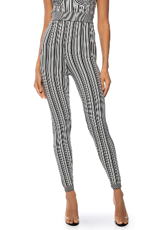 DOUBLE VISION STRIPED KNIT LEGGING Cozy Mid-Rise Workout Leggings
