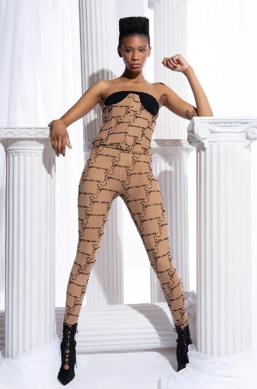 EYES ON ME LEGGING Stylish Sporty Performance Leggings