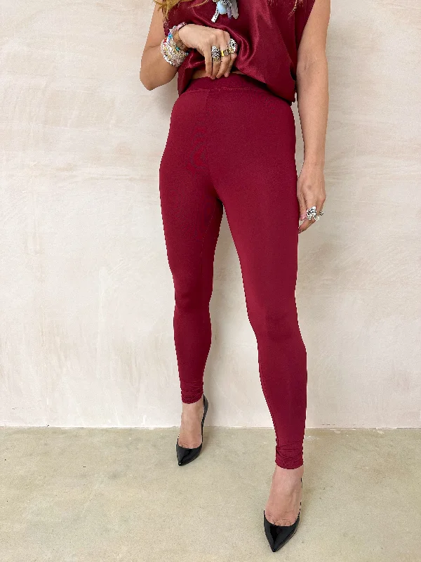 High Waisted Leggings In Burgundy Chic Floral Print Leggings