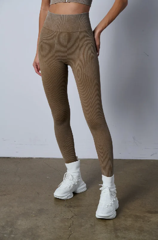 ON THE GO RIBBED LEGGING Fashionable Quick-Dry Yoga Pants