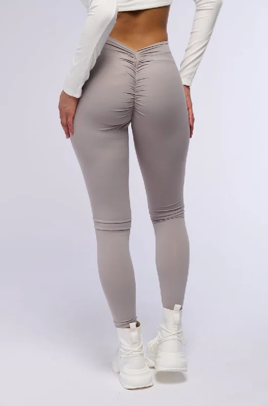ON THE RUN RUCHED LEGGING IN GREY Stylish Sweatproof Leggings