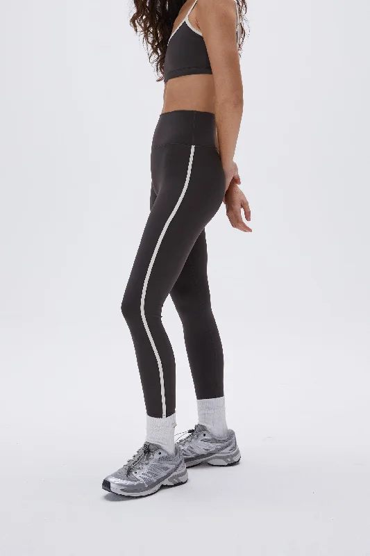 Ultimate Piping Leggings - Coffee Bean/Cream Fashionable High-Rise Leggings