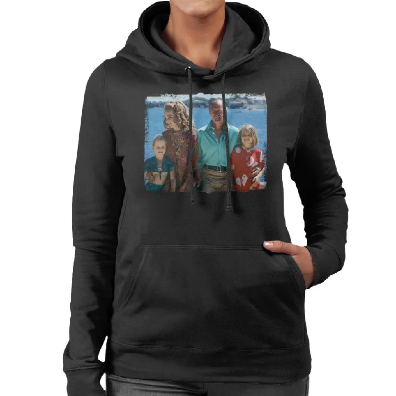 TV Times David Niven Family 1971 Women's Hooded Sweatshirt Hoodie with Sequins Glamorous Eye-catching