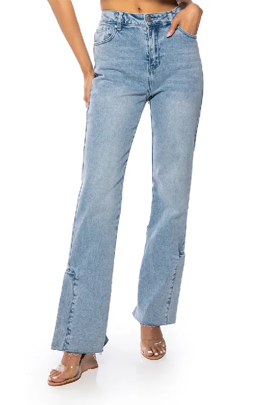 C'EST LA VIE HIGH RISE STRAIGHT JEANS Trendy Classic Fit Jeans