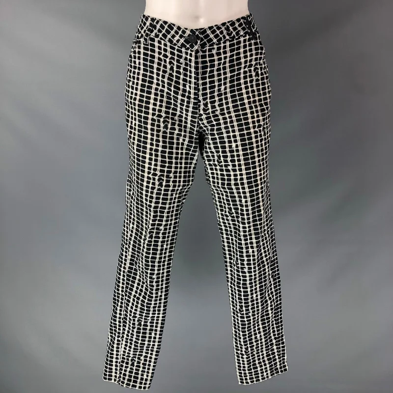 KENZO Size 4 Black & White Cotton Print Jeans Comfortable Mid-Rise Jeans