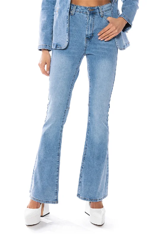 MY BUSINESS HIGH RISE FLARE JEANS Elegant Wide-Leg Jeans