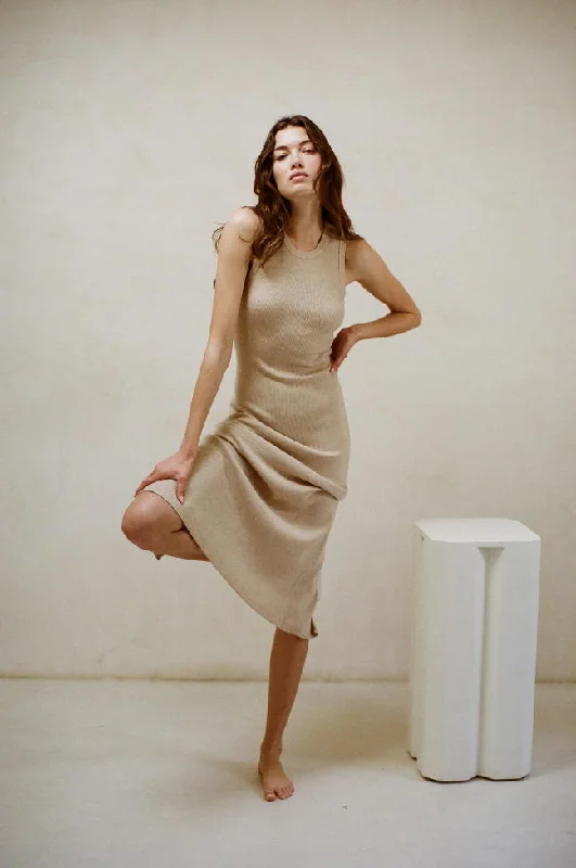 A. Ren Elosie Maxi Sweater Dress Beige Thin Thick Dense