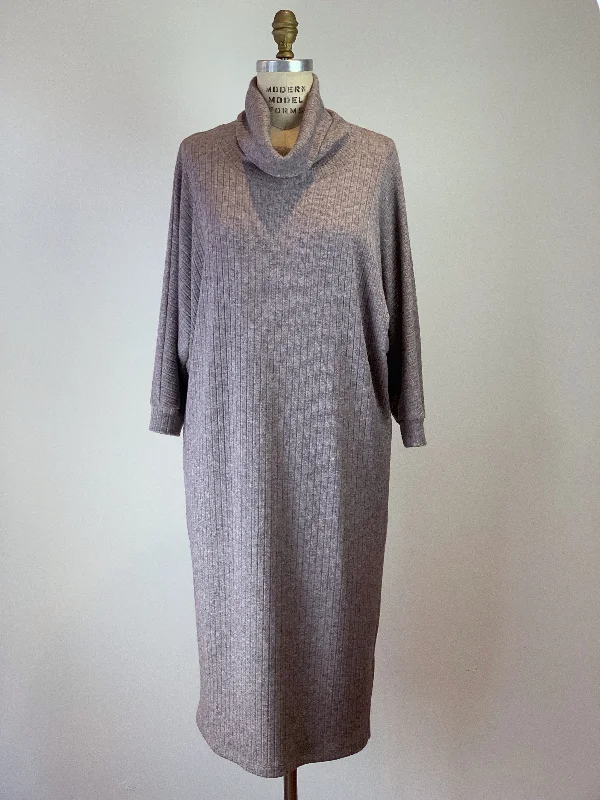 Camel Sweater Knit Midi Dress Anti-Pilling Anti-Shrink Durable