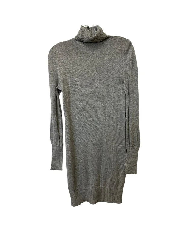 Dress Sweater By White House Black Market In Grey, Size: Xs Silk Blend Satin Velvet