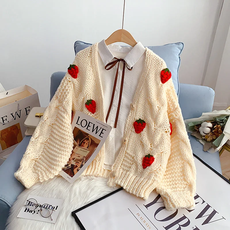 Japanese strawberry sweater coat yv31426 Zippered Front Buttoned Front Snap Front