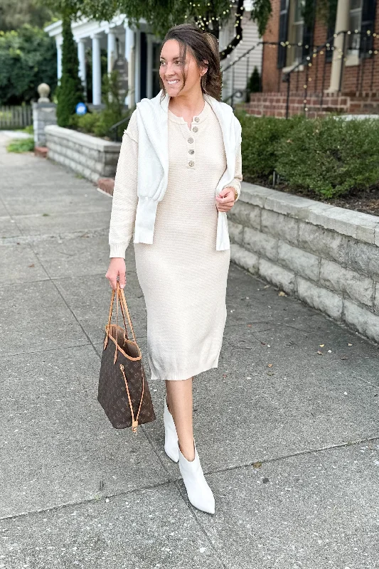 Kimber Midi Sweater Dress in Cream Sweater Knitwear Pullover